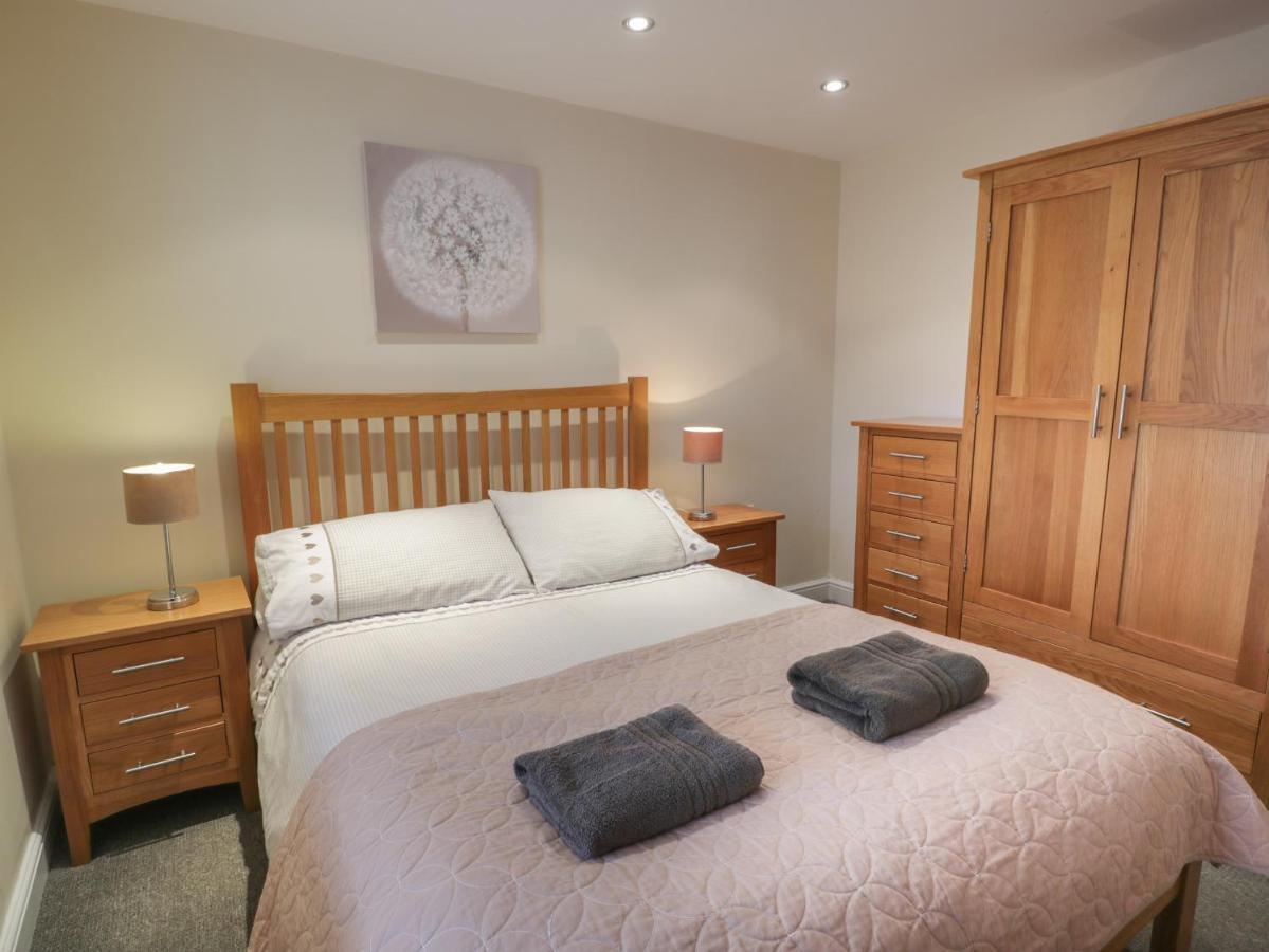 Whistle Stop Apartment Porthmadog Extérieur photo